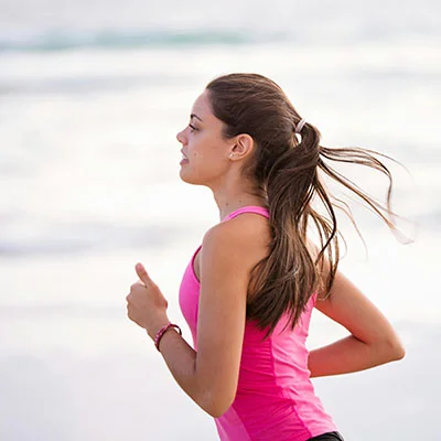 驭浪之道：冲浪板全解析与海洋运动的艺术实践